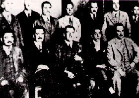 1929 Primer Comit&eacute; Organizador del PNR: Plutarco El&iacute;as Calles, Luis. L. Le&oacute;n, Manuel P&eacute;rez Trevi&ntilde;o, Aar&oacute;n S&aacute;enz y Bartolom&eacute; Garc&iacute;a.